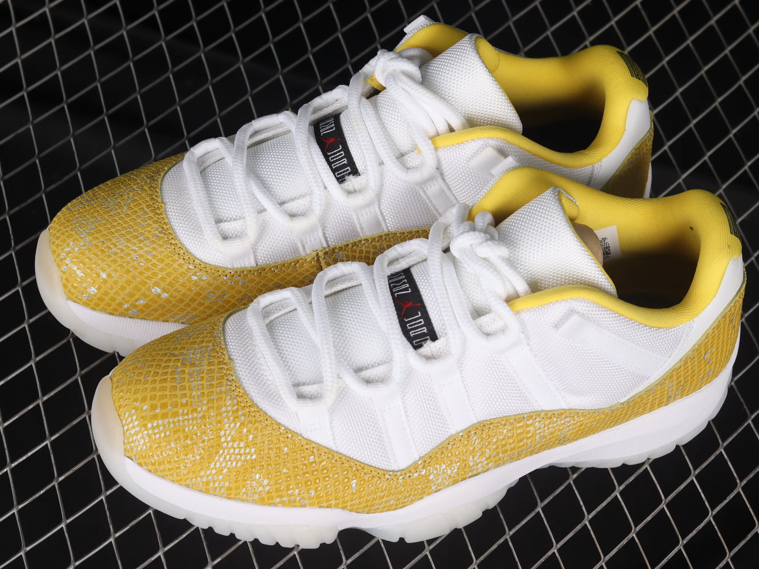All categories Air Jordan Jordan series basketball shoes Air Jordan 11 F version Air Jordan AJ11 Low SE "Yellow Snakeskin" AJ11 Joe 11 yellow snake pattern genuine carbon AH7860-107